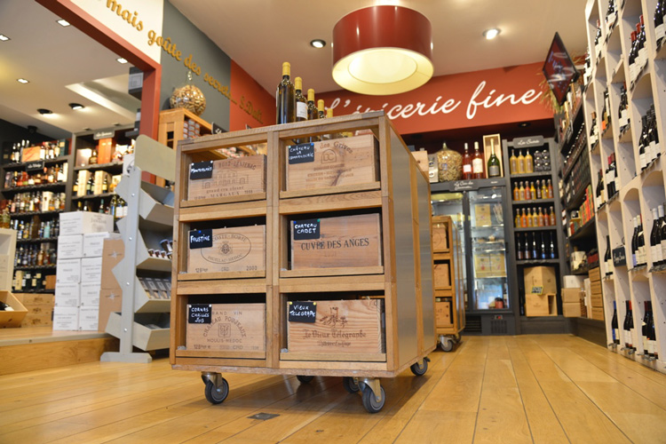 CaveDor_4 Article sur le beaujolais nouveau avec Frédéric Blanc, La Cave d'or à Lyon