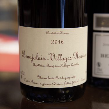 bouteille_3 Article sur le beaujolais nouveau avec Frédéric Blanc, La Cave d'or à Lyon